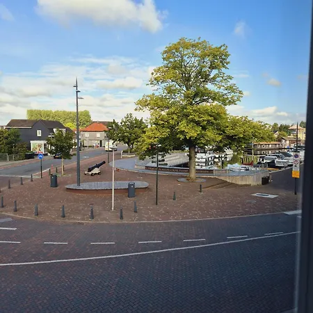 Hotel Sis - Steenbergen (North Brabant)