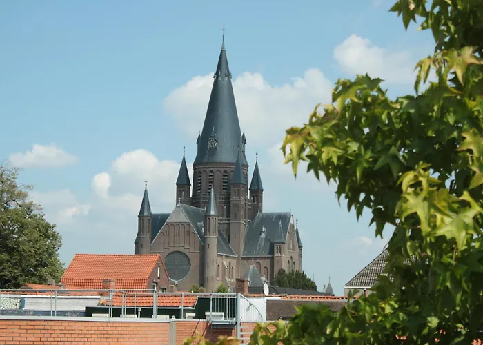 Sis - * Steenbergen (North Brabant)